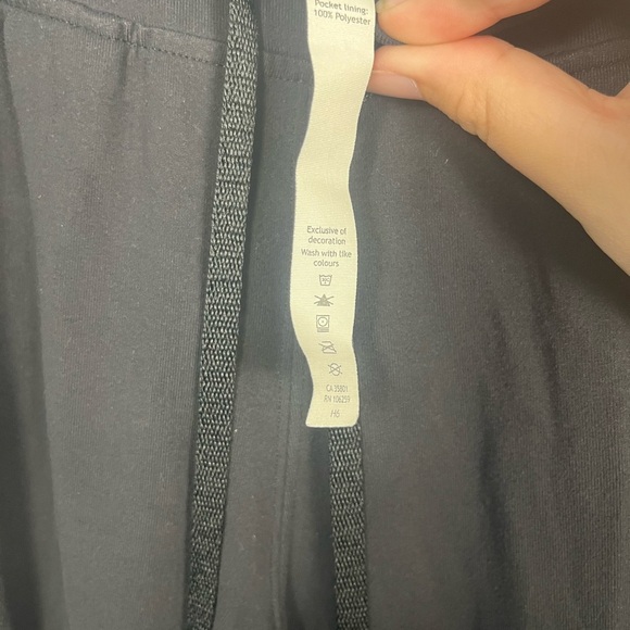 Lululemon On Track Jogger Black size 4 - Picture 5 of 6